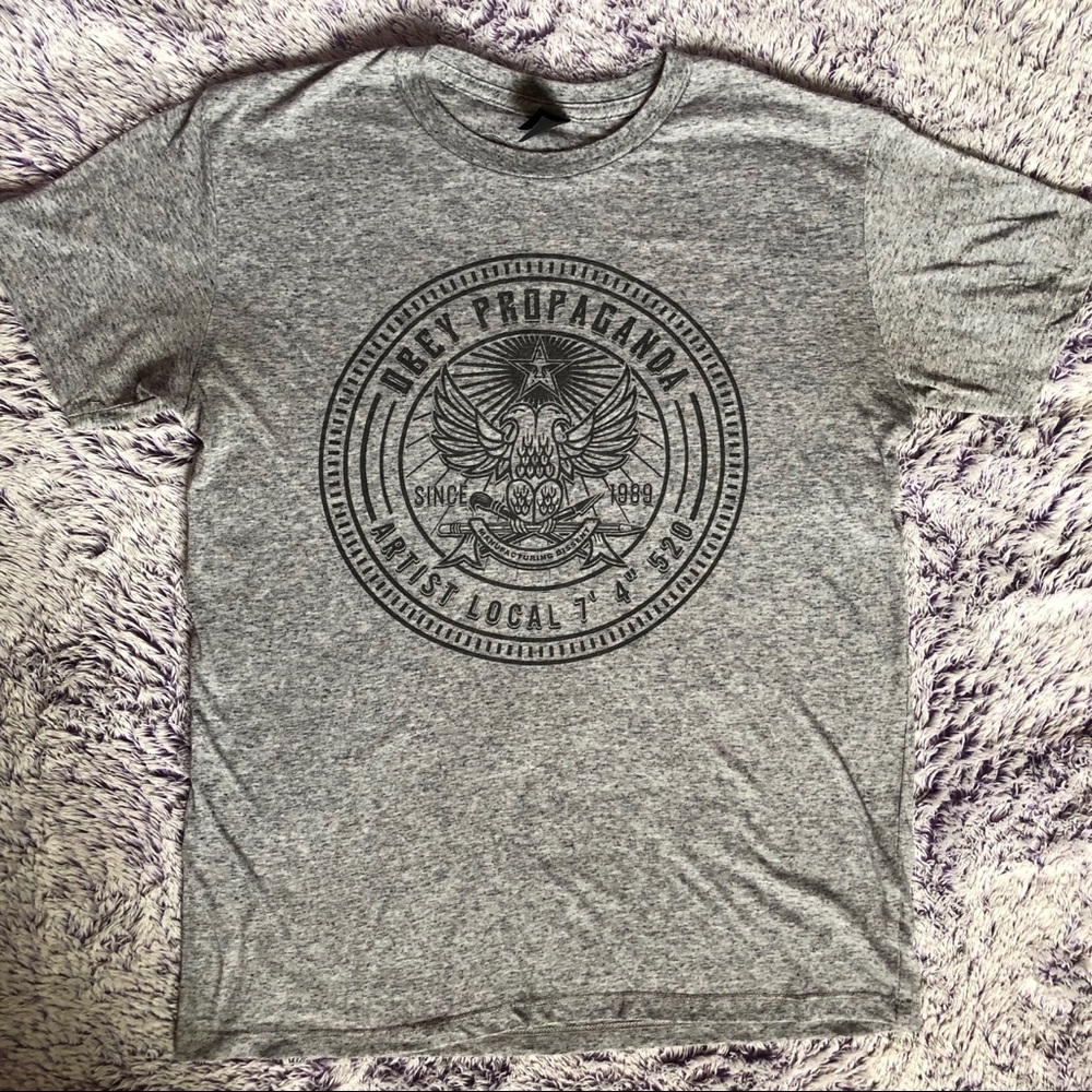 Obey gray shirt
